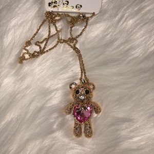 Teddy bear necklace